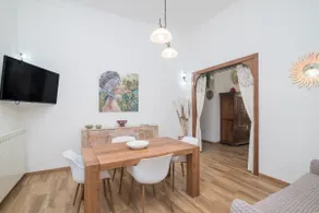 Maison Chloe - Image 4