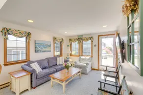 Inviting Rockport Rental w/ Deck: Walk to Beach! - Image 4