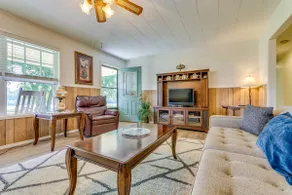 Delaware Vacation Rental: Walk to Lake Dardanelle! - Image 5