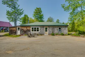 Beachfront Maine Retreat - Fire Pit, Grill & Canoe - Image 2
