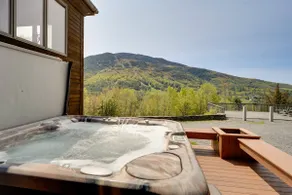Luxury Vermont Vacation Rental: Private Hot Tub! - Image 2