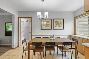 *Close to LK Mtka & Wayzata -Games/pingpong & more - Image 2