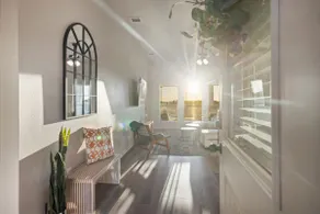 Alpha House | Sleeps 8 in Medical District - Image 2