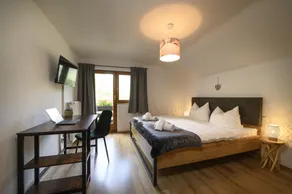Alpenlodge apartment on the edge of the forest in Grainau - Image 3