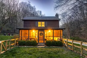 Brooks Run Cabin | Private, Close to Town & Park - Image 3