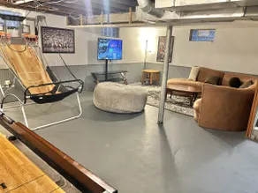 4 BRs+King Bed+Game Room+Broadripple+Bars+Spacious - Image 4