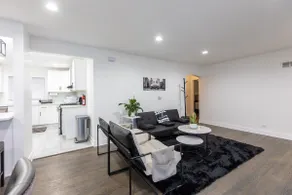 New Chic 6bd 2 bth Ranch Home, Skokie w/basement - Image 5
