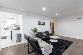New Chic 6bd 2 bth Ranch Home, Skokie w/basement - Image 4
