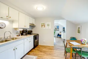 Cozy Norwalk Apt: Near Cedar Point & Kalahari! - Image 2