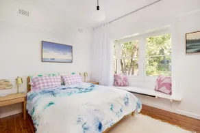 Emerald Cottage in the Blue Mountains - Image 3