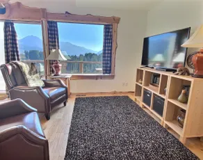 `Elk Ridge` | Hot tub, Wifi, Roku, Close to town. - Image 4
