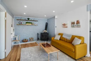 Renovated Condo in Luxury Neighborhood - Image 2