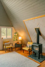 Hygge Chalet w Private Trail, Sauna and EV Charger - Image 4