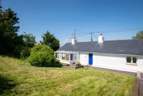 Ty Capel Bach: 3-Bed Bungalow Hermon - Image 2