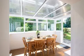 Ty Capel Bach: 3-Bed Bungalow Hermon - Image 5