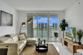 marina bay sunny isles 1005 - Image 2