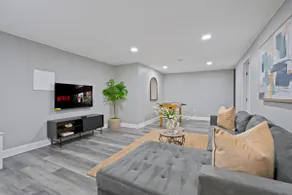 Huge 4BR w/ Yard | Sleeps 8 | LCP Collection - Image 2