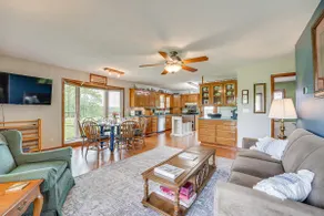 18 Mi to Table Rock Lake: Pet-Friendly Ozark Home! - Image 3