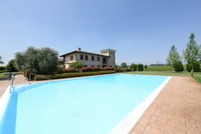 Garda & Golf Apartment - Image 2