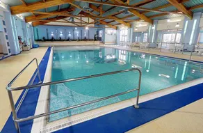 Entire Holiday Home At Hobourne Naish - Image 2