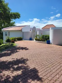 Easy Living Villa in Cap Estate - Image 5