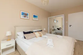 Apartament Sea Waves with Park View by Noclegi Renters - Image 3