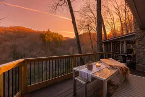 Laurel Creek Cottage | Pets | VIEW | Screen Porch - Image 4