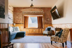 Nugget Suite - Main Street - Image 3