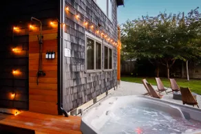 Private Coastal Home with hot tub and ocean views! - Image 2