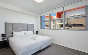 Two bedroom Apartment in Robina Center - Image 4
