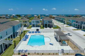 New Coastal Cottage with Pool - Image 5