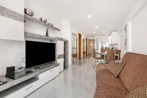 Appartement avec terrasse, piscine chauffée et internet haut débit | Vue mer - Image 5