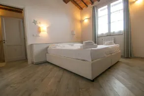 5 minutes to the beach, swimming pool, gym NO PETS - Image 2