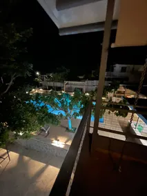 Magic View 4U Luxury Villa, Tago Vibes - Image 2