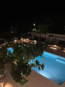 Magic View 4U Luxury Villa, Tago Vibes - Image 1
