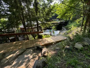 Friendly Fires: The Perfect Lakeside Getaway - Image 2