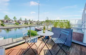 2 bedroom awesome home in Oude Tonge - Image 2