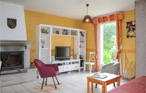 Beautiful home in Bugeat with ethernet internet - Image 4