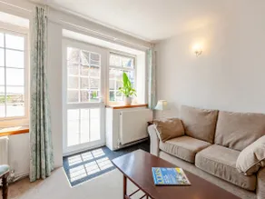 Cottage with garden | River view - Image 4