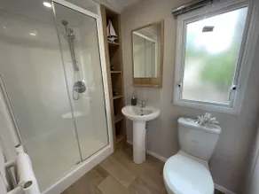 Mersea Retreat - Image 2