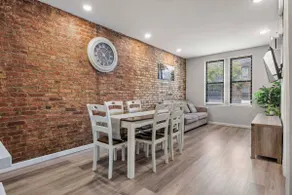 Newly Renovated | 3 Bedroom | Near Subway - Image 3