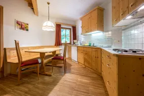 Lindenhof Apt 7 - Image 2