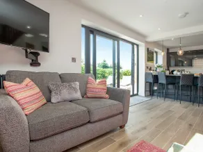 Brook Cottage-UK44378 - Image 4