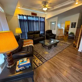 The Lodge - Image 4