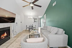 Comfy 2BD Apt + King Bed - Cedar Park/North Austin - Image 2