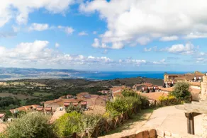 Sea-view apartment 03 - Image 2