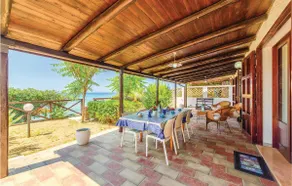 3 Bedroom Cozy Home In Menfi Ag - Image 4