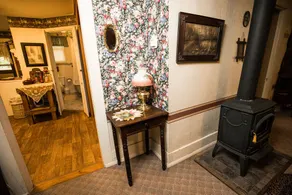 Historic Mimosa Cottage/Hot Tub - Image 5
