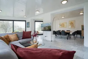 Lakeside house - Image 5