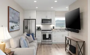 Oceanfront Lot, Studio w/ Large, Sunny Patio - Image 5